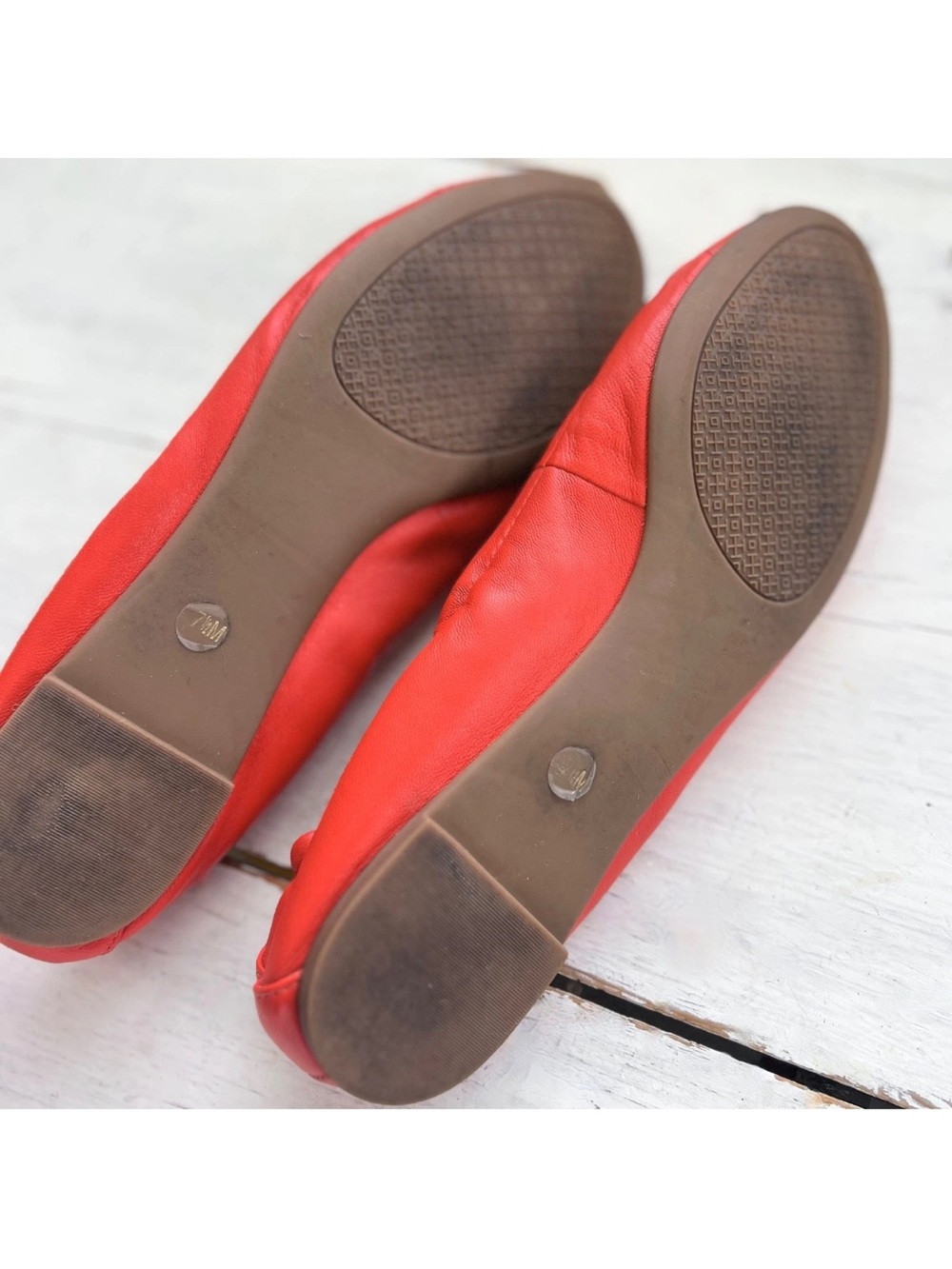 Tory Burch York Cap Toe Sz 7.5 M Leather Ballet Flats Poppy Red Orange Logo Gold - Picture 8 of 8